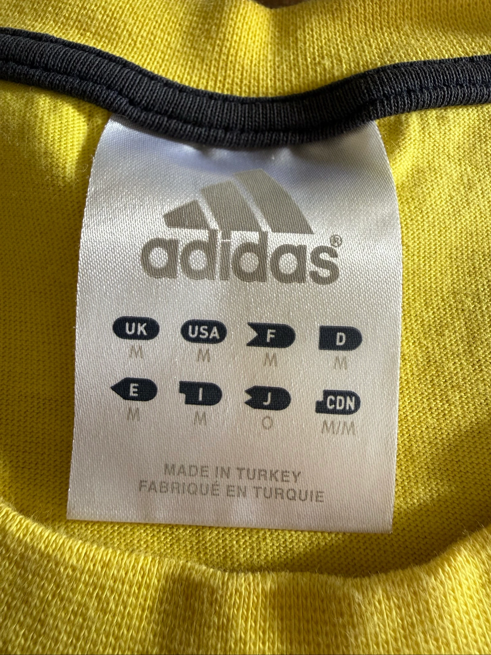 Camiseta Adidas hombre M vintage – Amarillo – Logotipo gráfico grande – Muy buen estado – photo 5